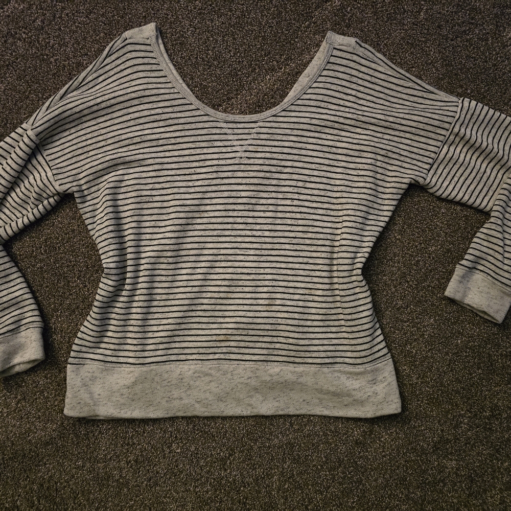 Maurices Navy and Light Gray Knit Sweater V Back